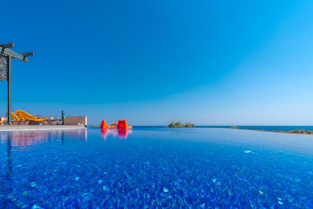 Villa Skinos Ilivatos Eco Villa&estate Chavriáta